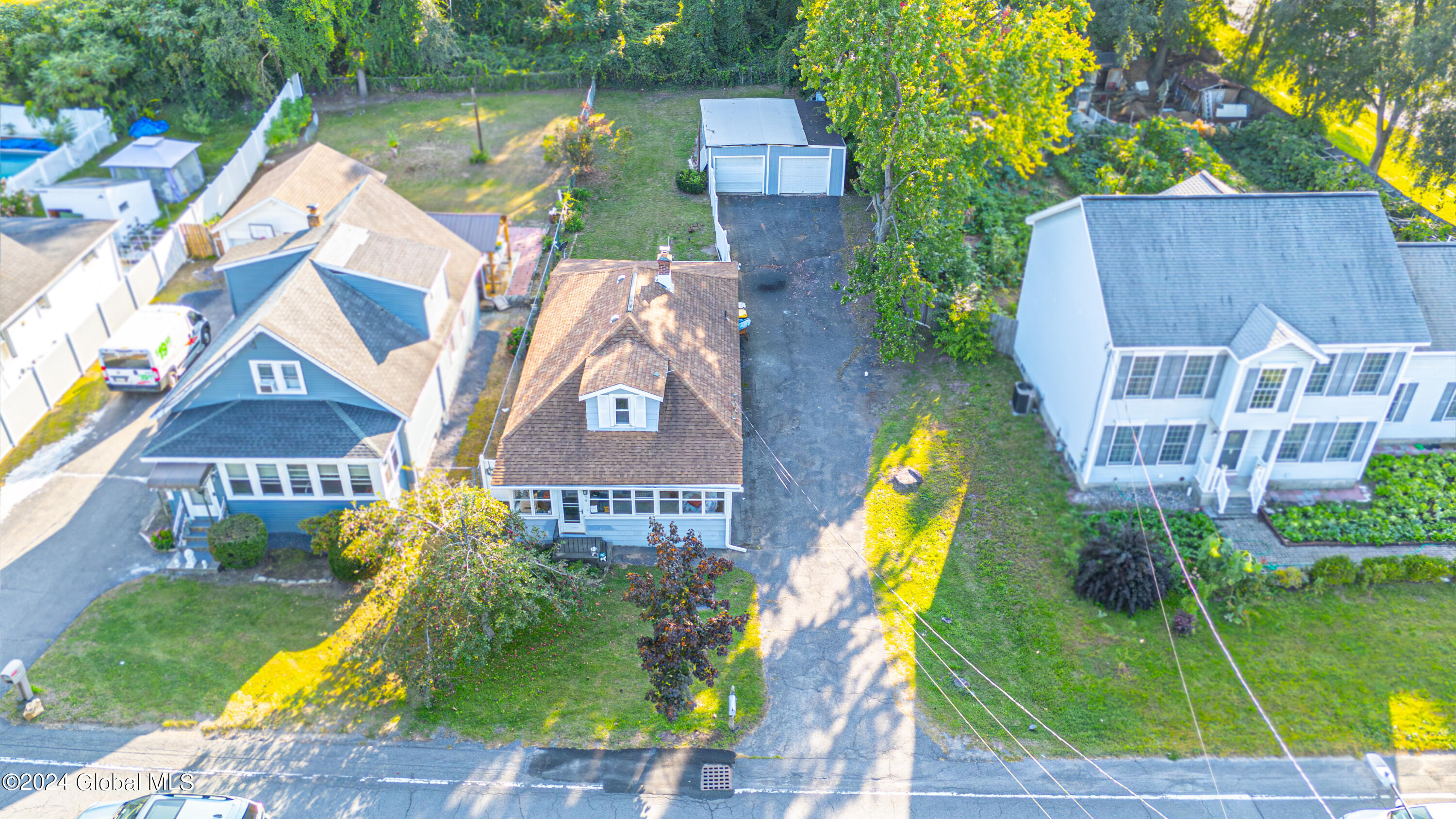 374 Sand Creek Road Colonie, NY 12205 - Photo 16 of 26 374 Sand Creek