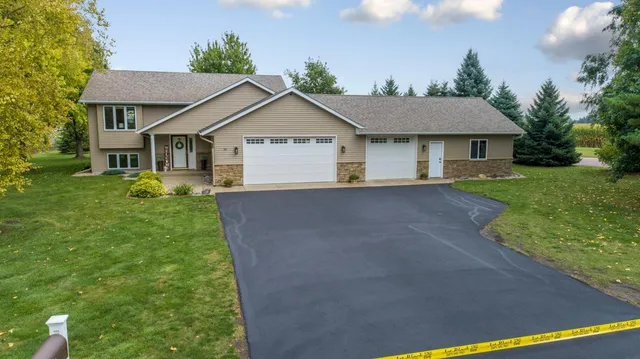 $429,000 | 95 Evergreen Court, Madison Lake, MN 56063