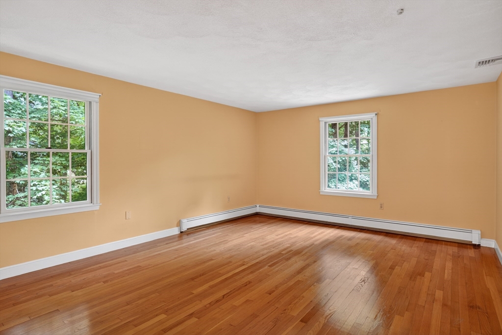 17 Maplewood Road Medfield, MA 02052 - Photo 25 of 41