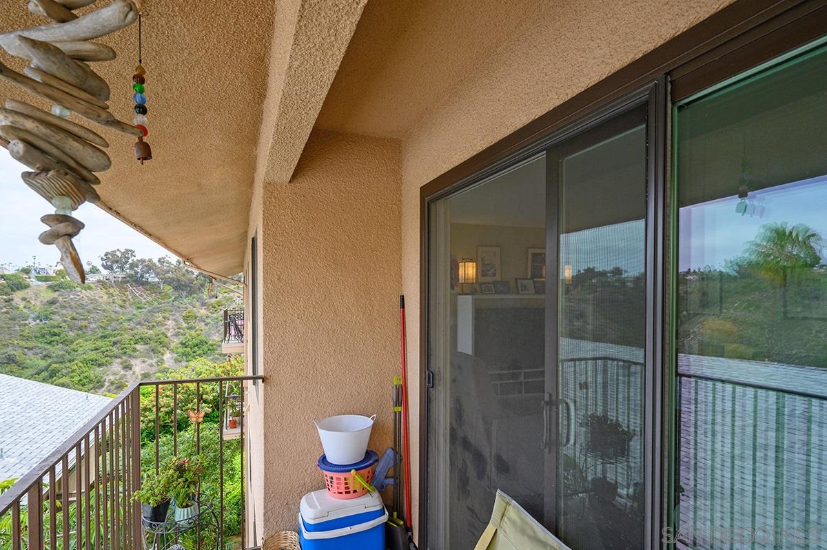 4266 Sixth Avenue San Diego, CA 92103 - Photo 21 of 29 a balcony with small garden view