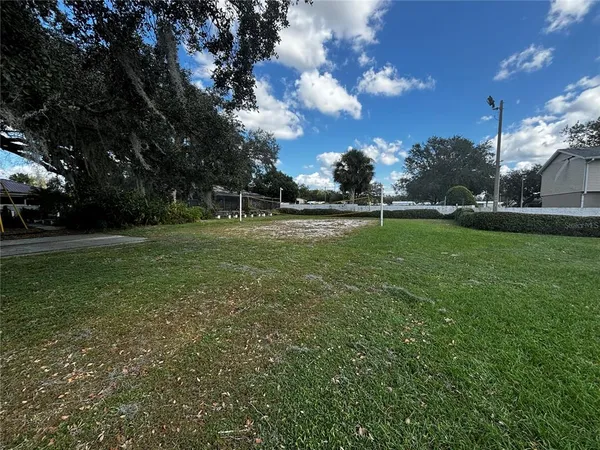 $1,400 | 39132 County Road 54, Unit 2088, Zephyrhills, FL 33542