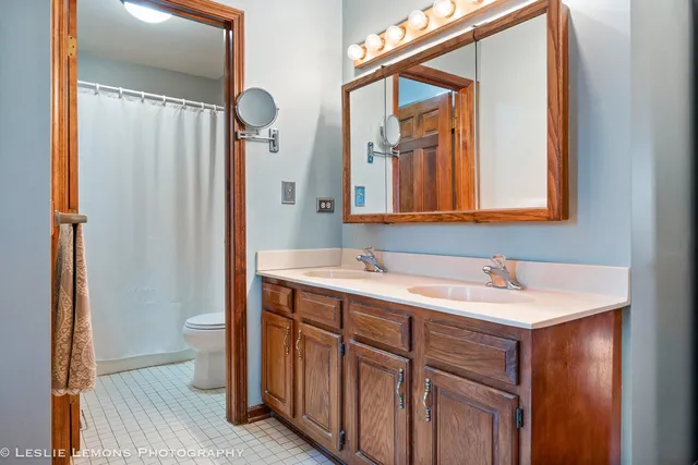 $449,000 | 409 North Ashbury Avenue, Bolingbrook, IL 60440