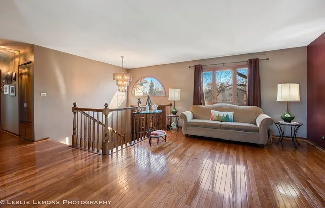 $449,000 | 409 North Ashbury Avenue, Bolingbrook, IL 60440