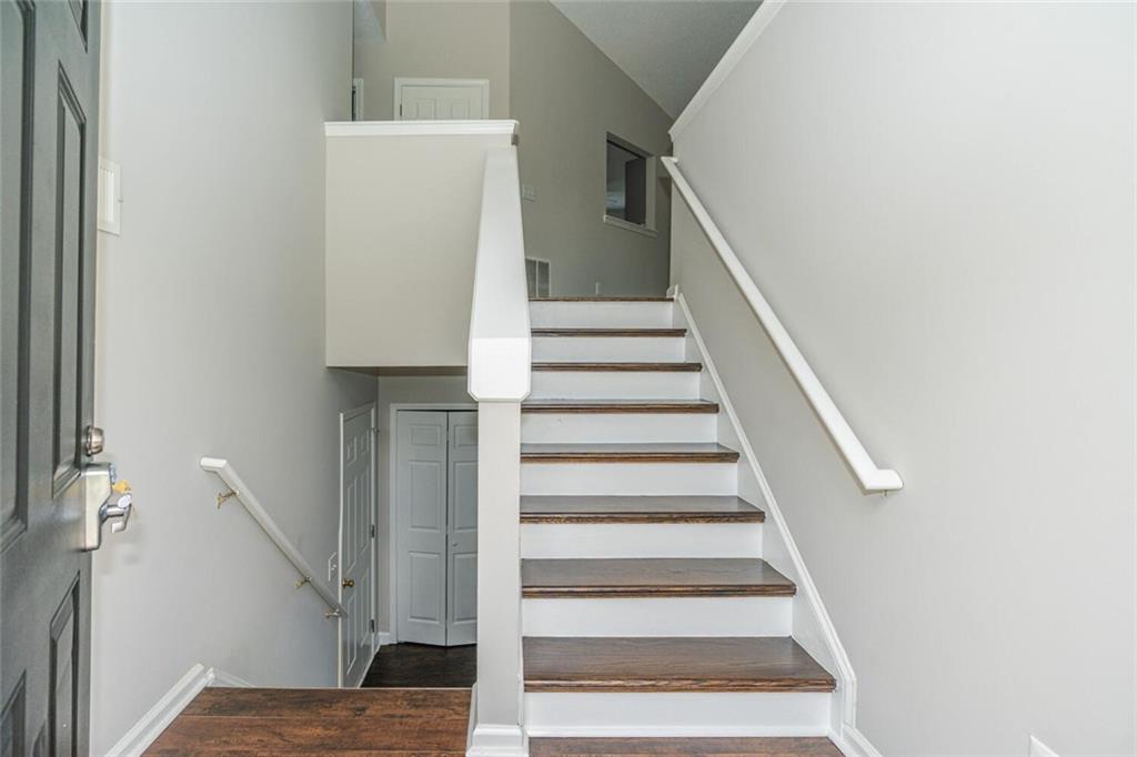 3272 Peach Court Acworth, GA 30101 - Photo 33 of 52 a view of entryway