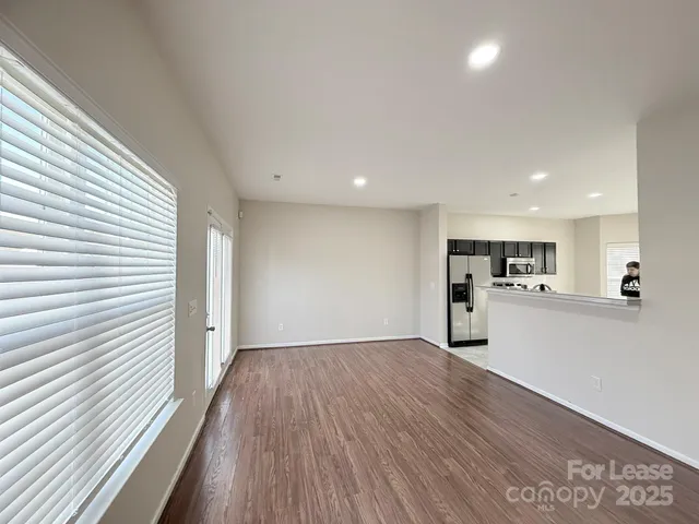 $2,100 | 11220 Suunto Lane, Cornelius, NC 28031