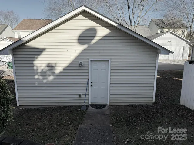 $2,100 | 11220 Suunto Lane, Cornelius, NC 28031