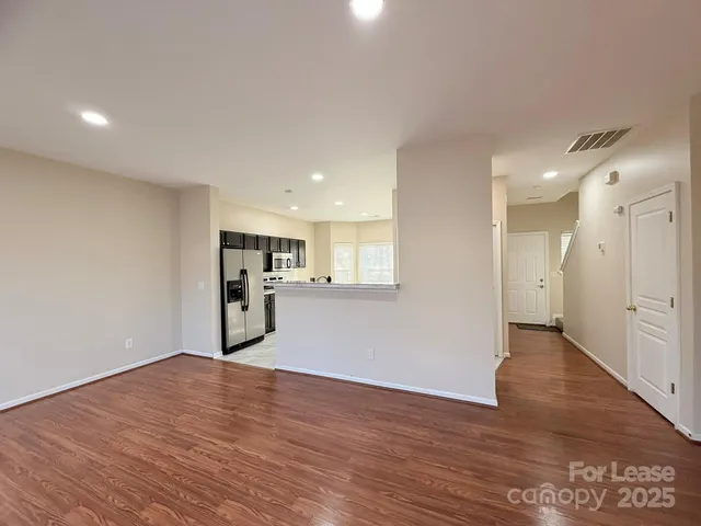 $2,100 | 11220 Suunto Lane, Cornelius, NC 28031