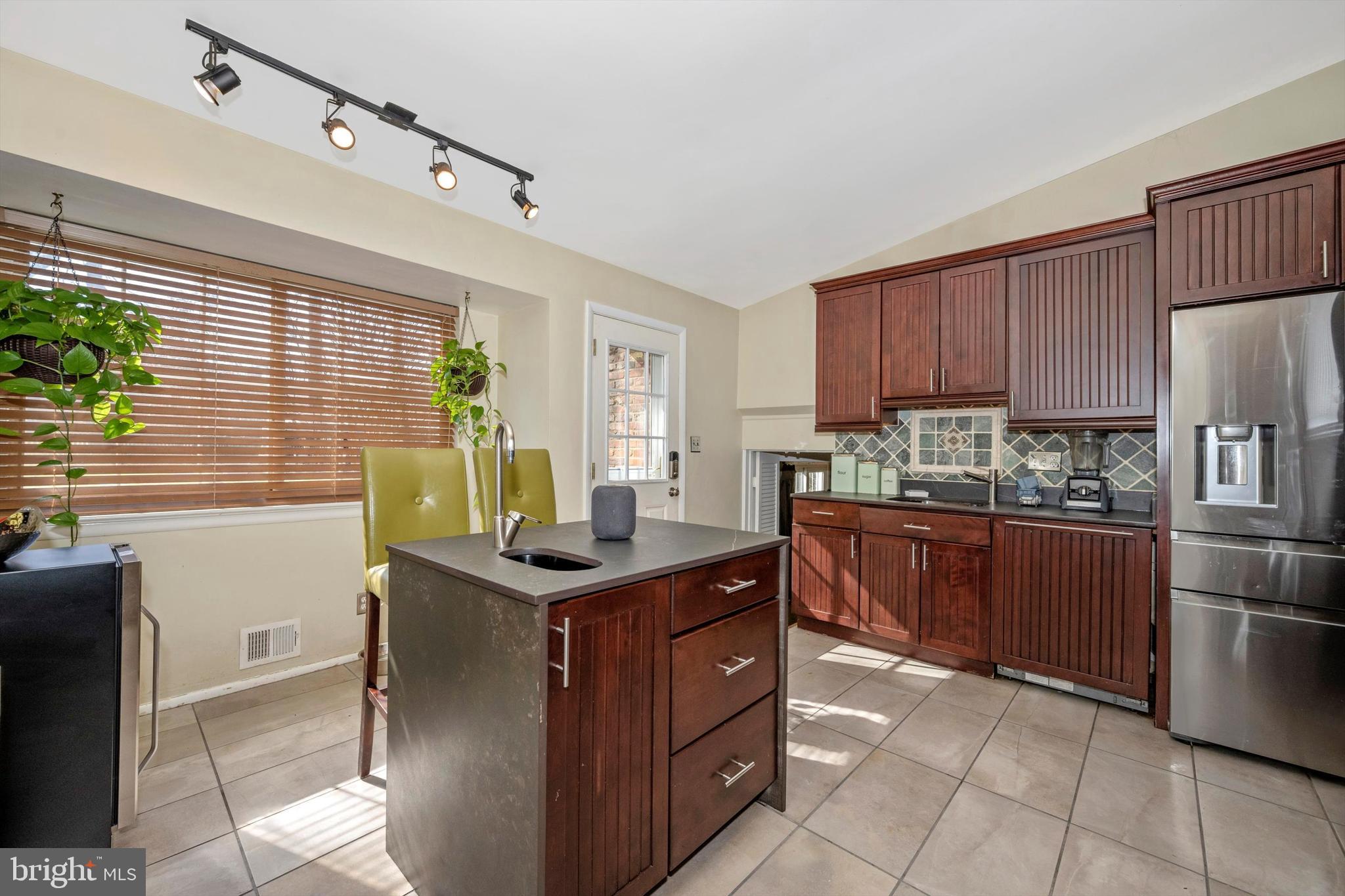 6604 Greyswood Road Bethesda, MD 20817 - Photo 12 of 61 gorgeous updated kitchen