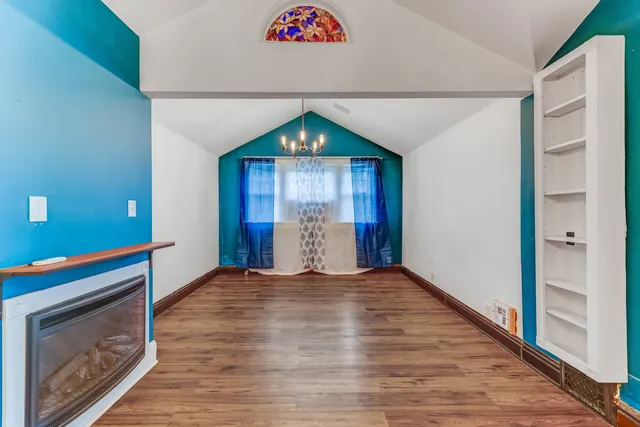 $245,000 | 800 West Park Avenue, Joliet, IL 60436