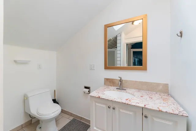 $245,000 | 800 West Park Avenue, Joliet, IL 60436