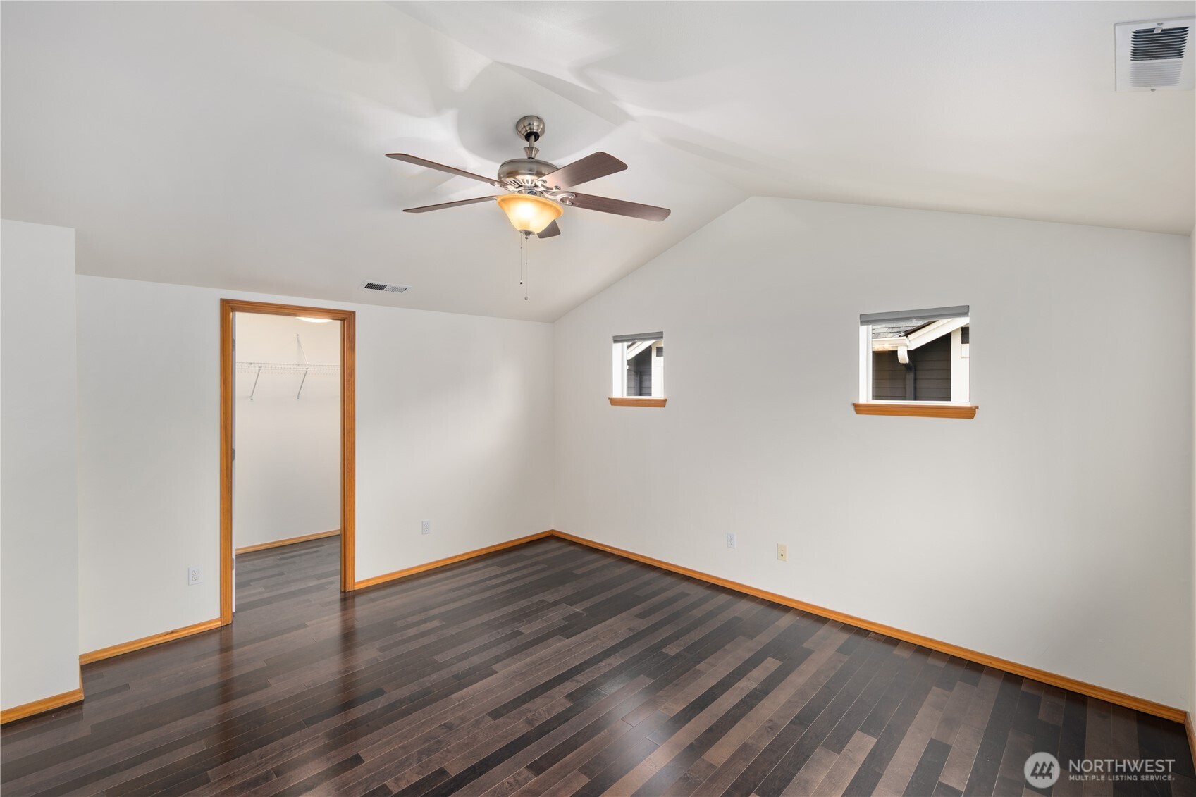 8823 Delridge Way Southwest, Unit B Seattle, WA 98106 - Photo 23 of 32