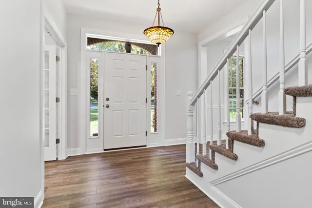 $654,900 | 19 Sandy Bottom Road, Carlisle, PA 17015