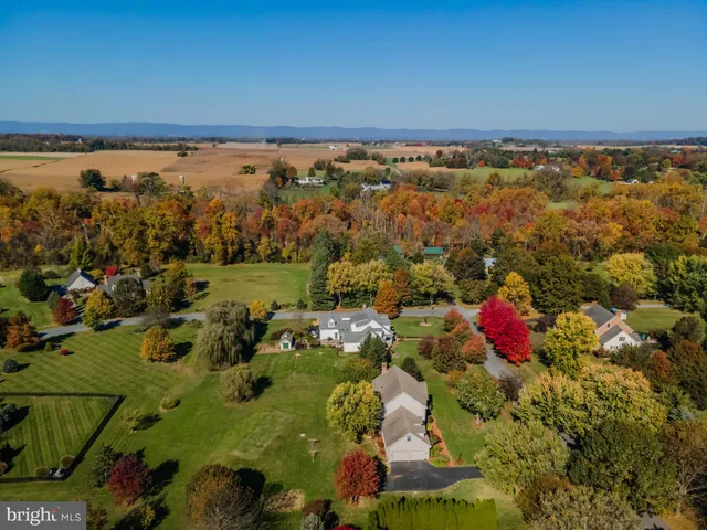 $654,900 | 19 Sandy Bottom Road, Carlisle, PA 17015