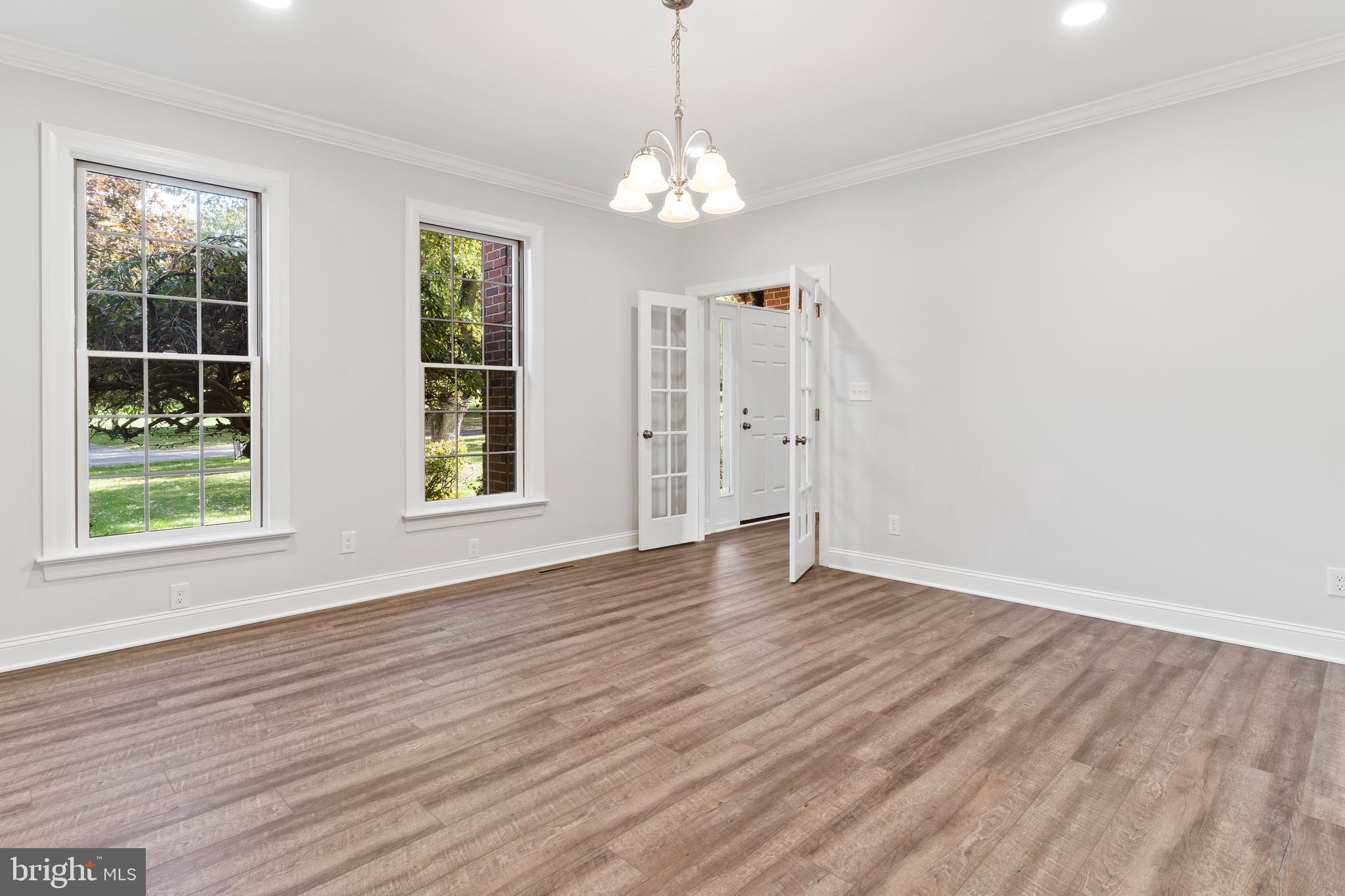 19 Sandy Bottom Road Carlisle, PA 17015 - Photo 6 of 55