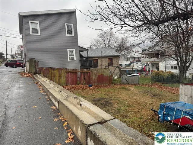 $69,900 | 221 Green Street, Tamaqua, PA 18252