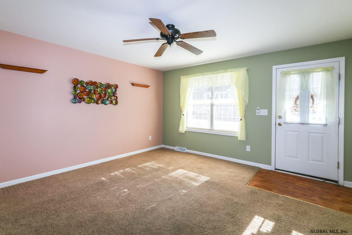 39 Riverside Drive Rotterdam, NY 12150 - Photo 5 of 25 Photo 5
