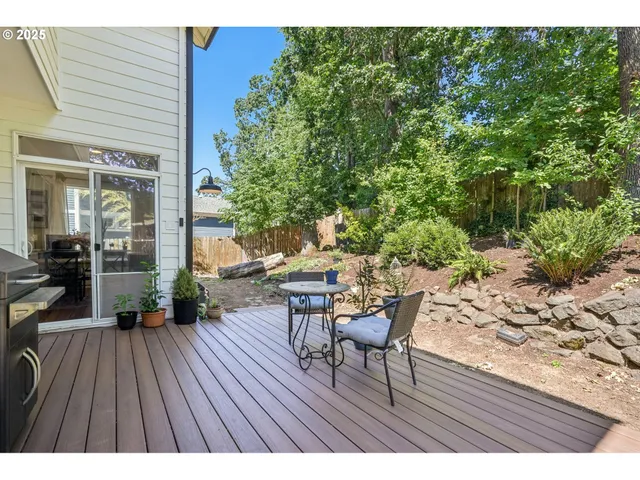 a outdoor view with a sitting space