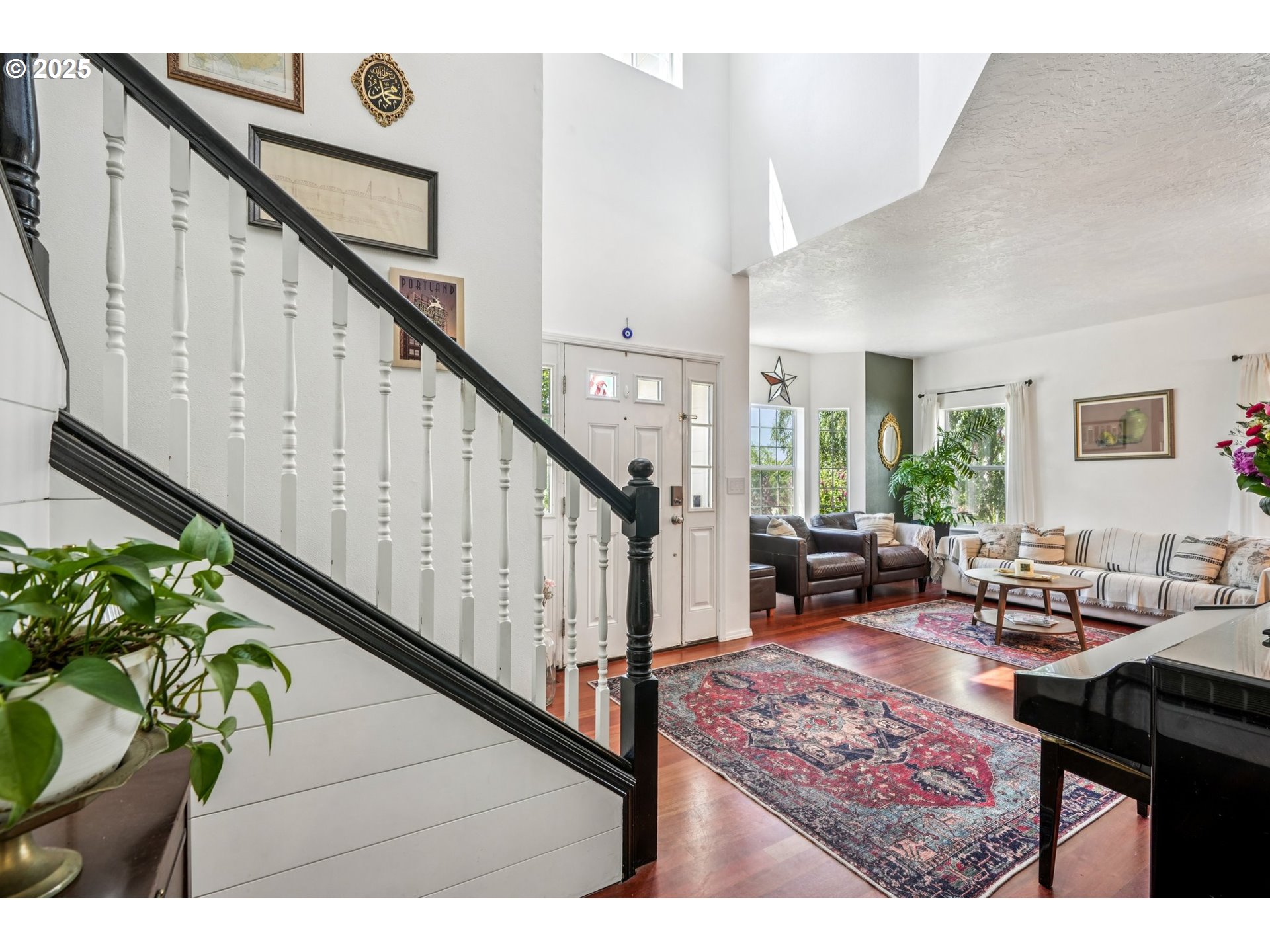 710 Mill Street Silverton, OR 97381 - Photo 5 of 48