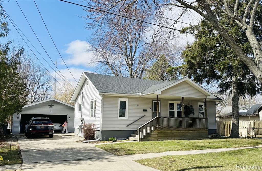 511 Garland Street Davison, MI 48423 - Photo 1 of 14