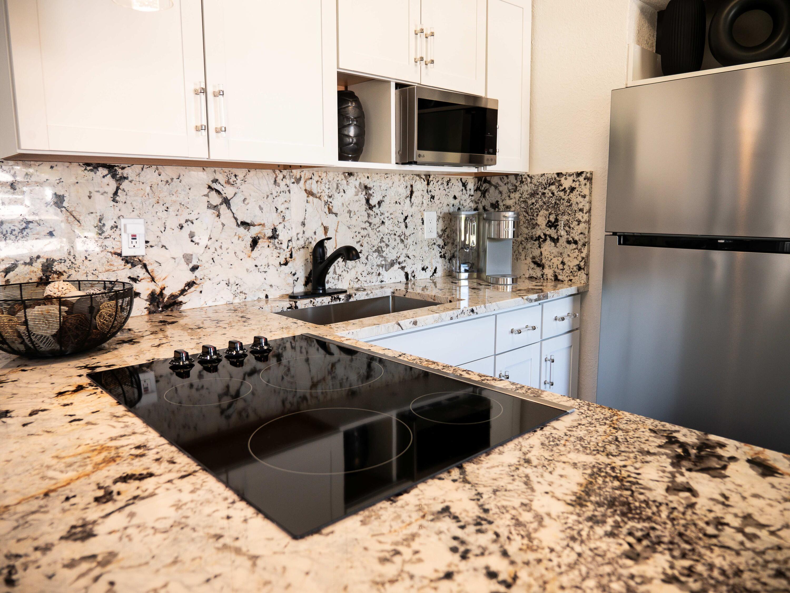 702 Southwest 1st Street Delray Beach, FL 33444 - Photo 10 of 32 Kitchen