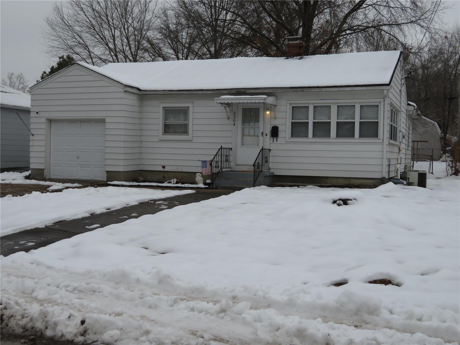 3304 Henrietta Avenue Alton, IL 62002 - Photo 4 of 27