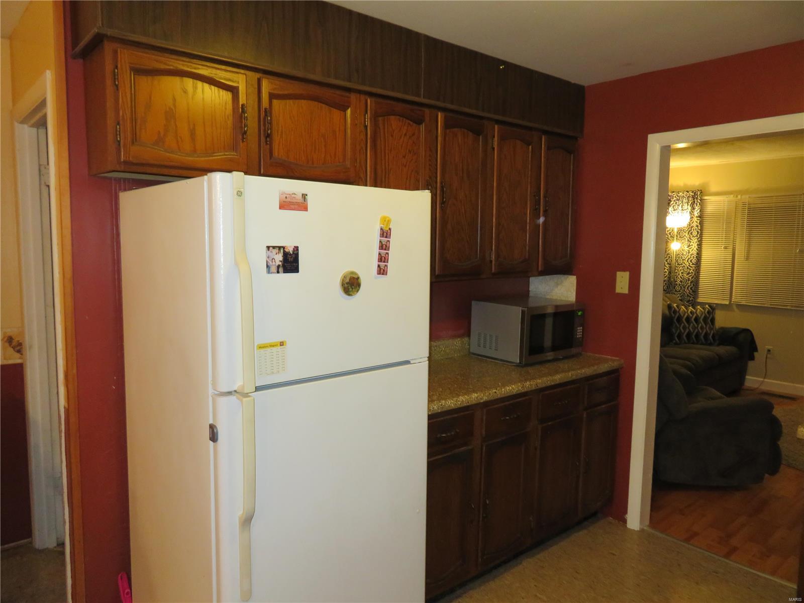 3304 Henrietta Avenue Alton, IL 62002 - Photo 10 of 27