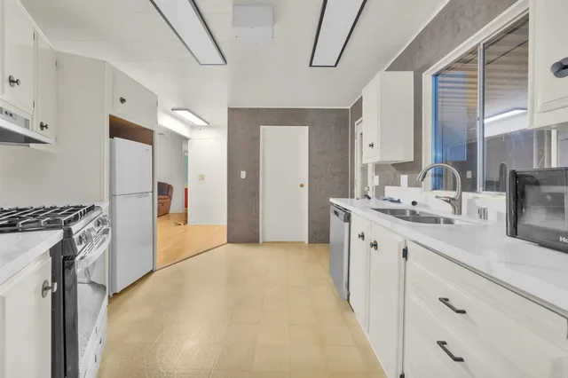 $249,000 | 243 Havenview Lane, Oceanside, CA 92056