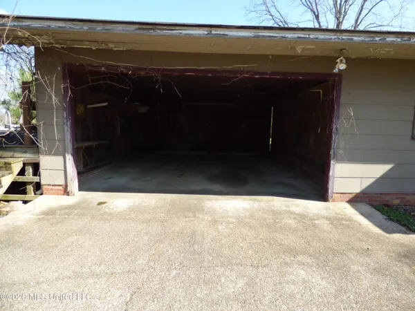 $129,900 | 2228 Old Red Star Drive Northwest, Brookhaven, MS 39601