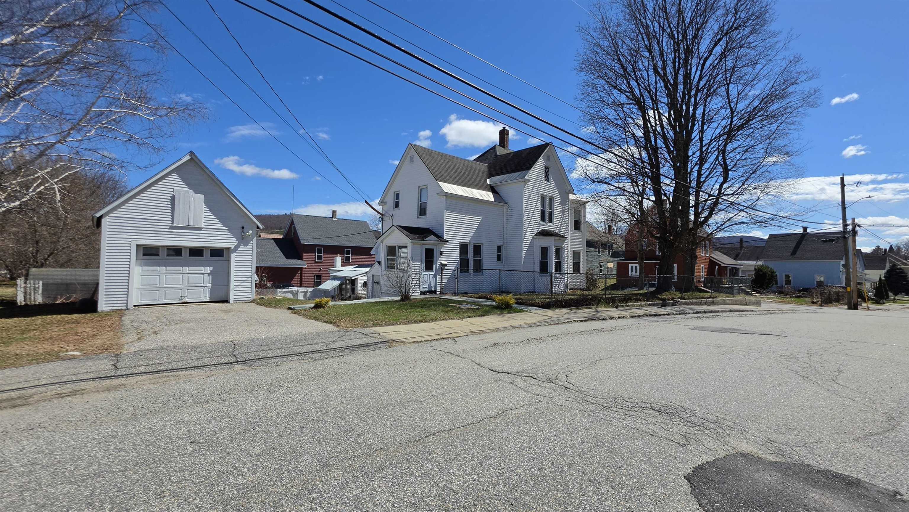 44 7th Street Berlin, NH 03570 - Photo 2 of 38