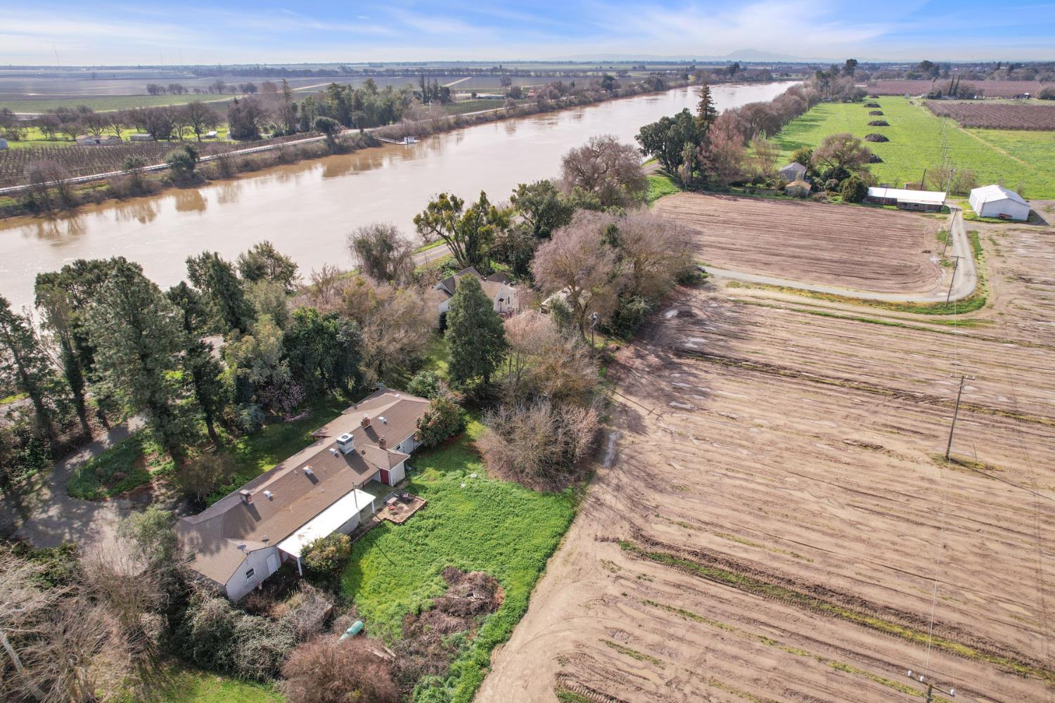 39670 South River Road Clarksburg, CA 95612 - Photo 18 of 85