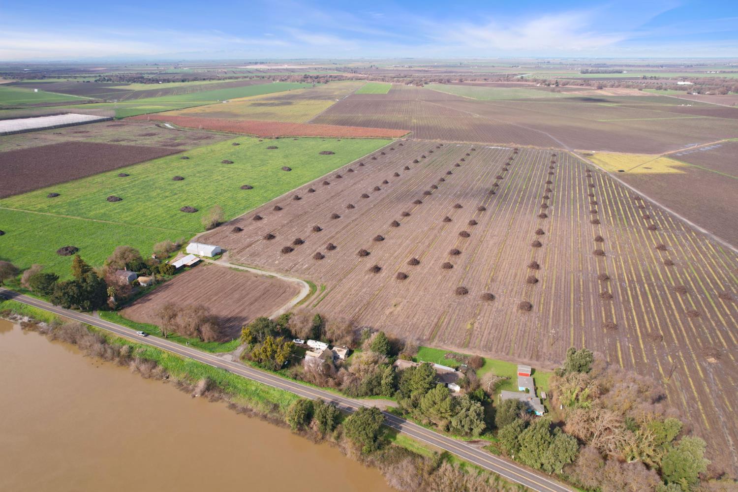 39670 South River Road Clarksburg, CA 95612 - Photo 4 of 85