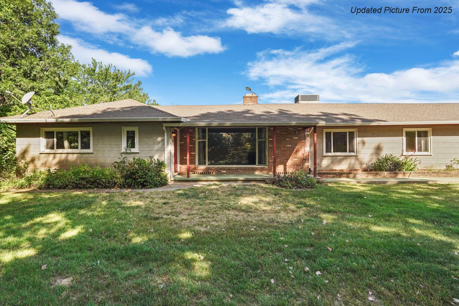 39670 South River Road Clarksburg, CA 95612 - Photo 62 of 85 a front view of a house with a yard
