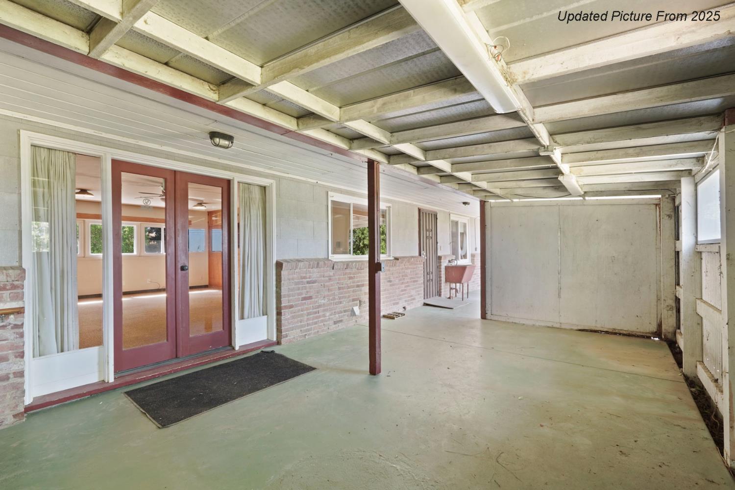 39670 South River Road Clarksburg, CA 95612 - Photo 82 of 85 a view of a hall with wooden floor