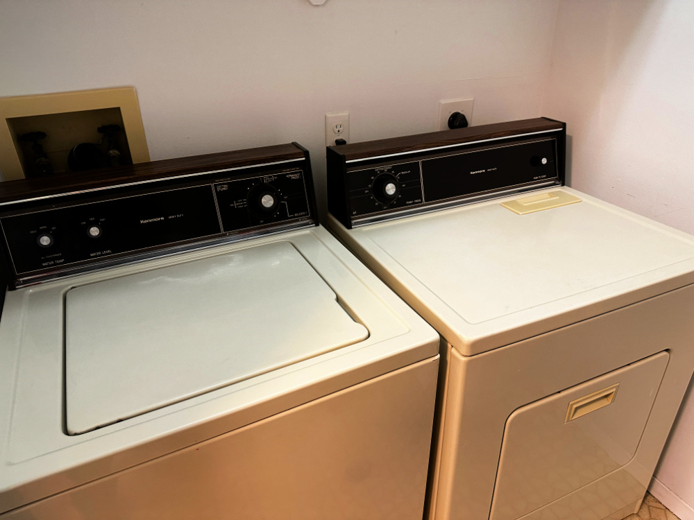 1350 Brook Street, Unit K St. Charles, IL 60174 - Photo 11 of 12 a close view of washer and dryer