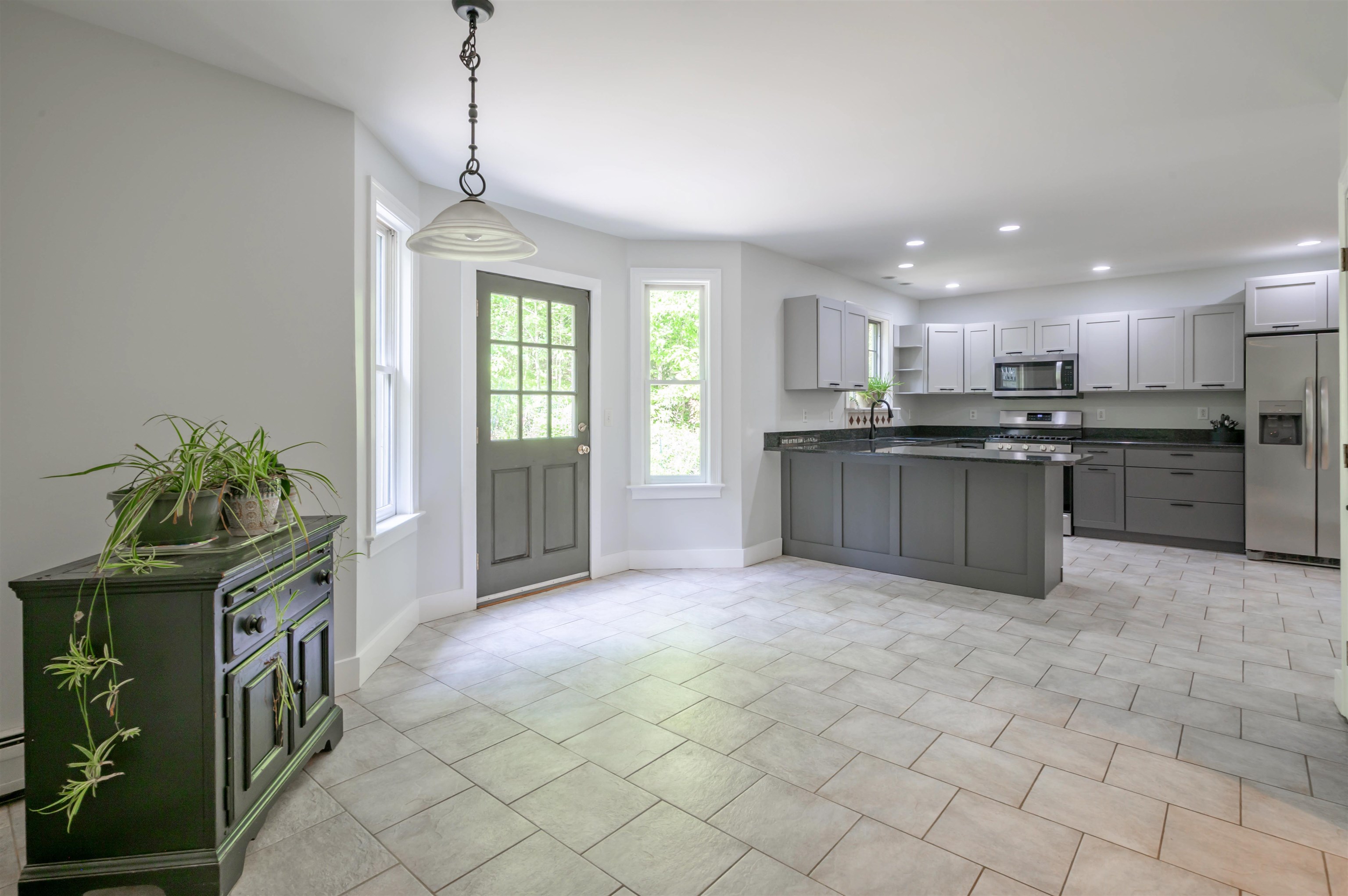1577 River Road Weare, NH 03281 - Photo 22 of 59