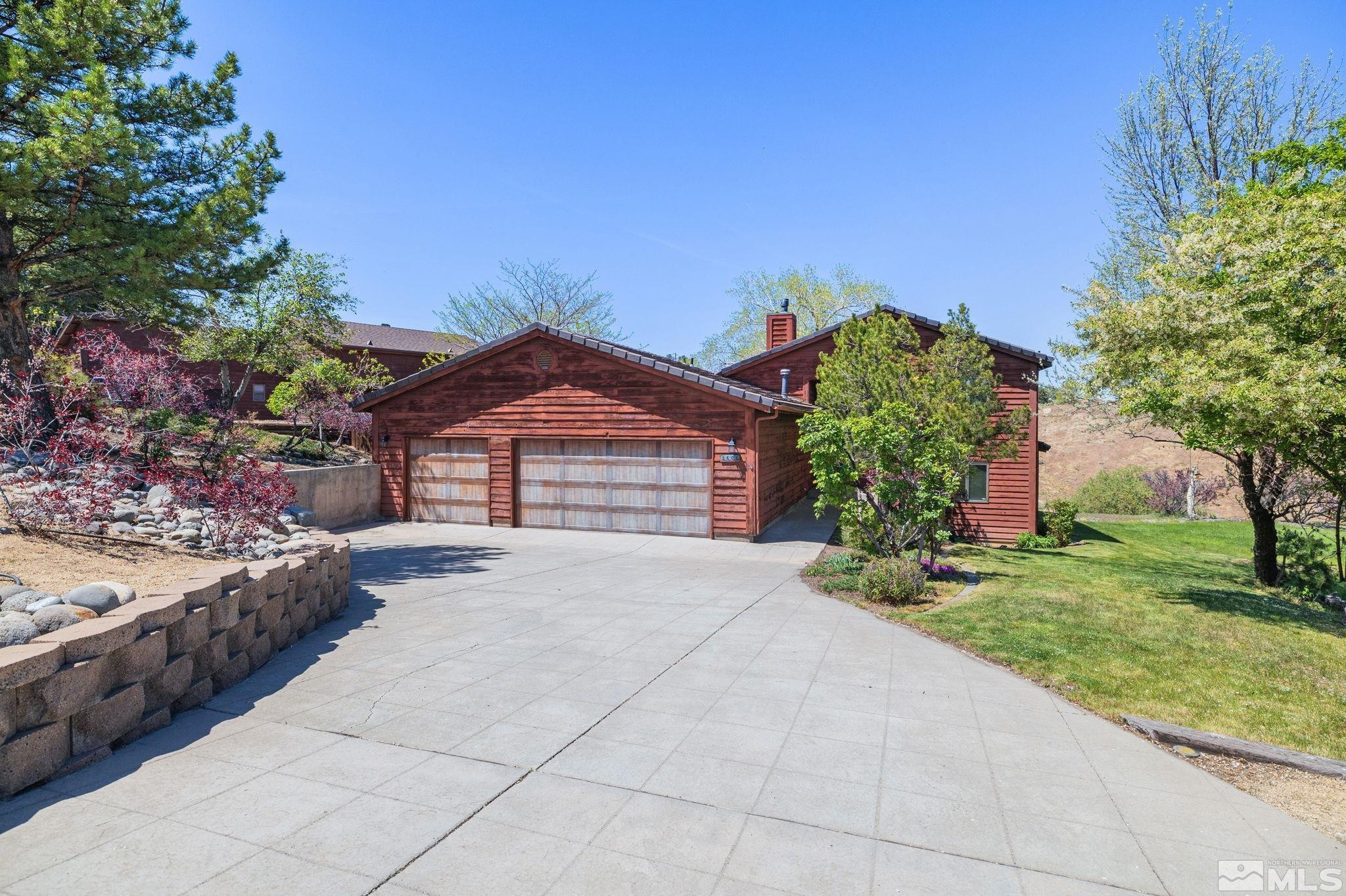3601 Hemlock Way Reno, NV 89509 - Photo 3 of 35 Photo 2
