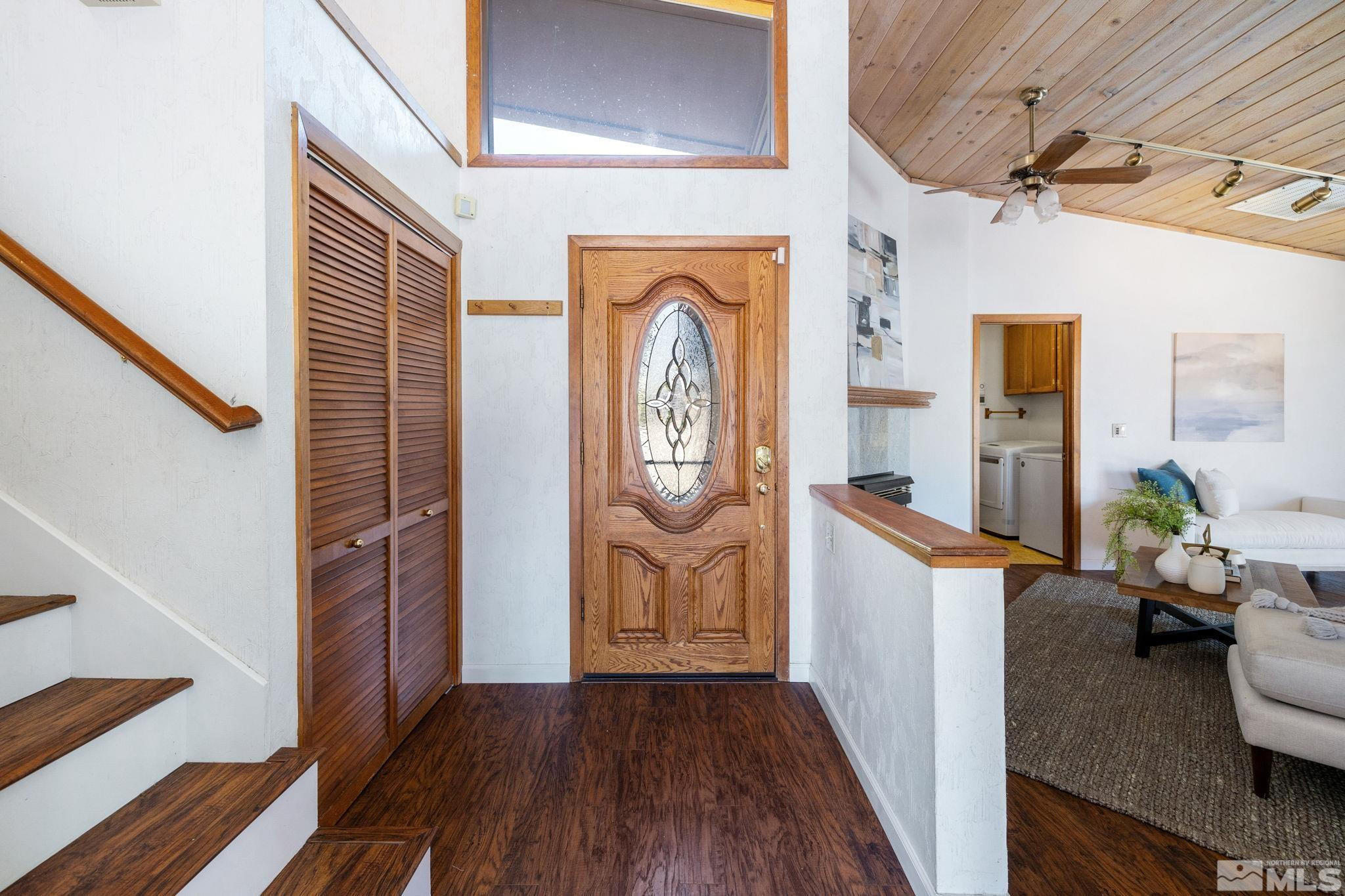 3601 Hemlock Way Reno, NV 89509 - Photo 4 of 35 Photo 4