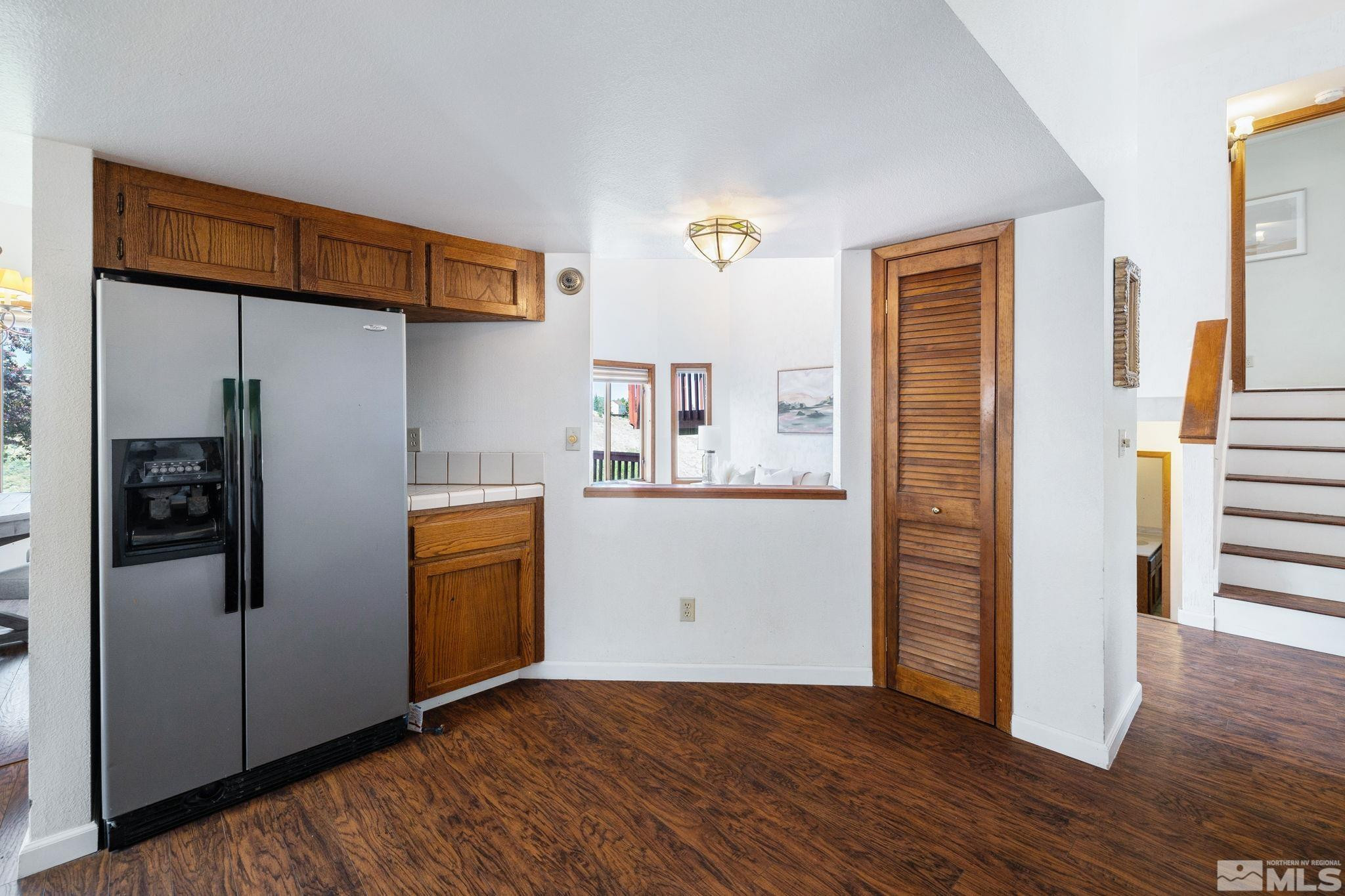 3601 Hemlock Way Reno, NV 89509 - Photo 6 of 35 Photo 6