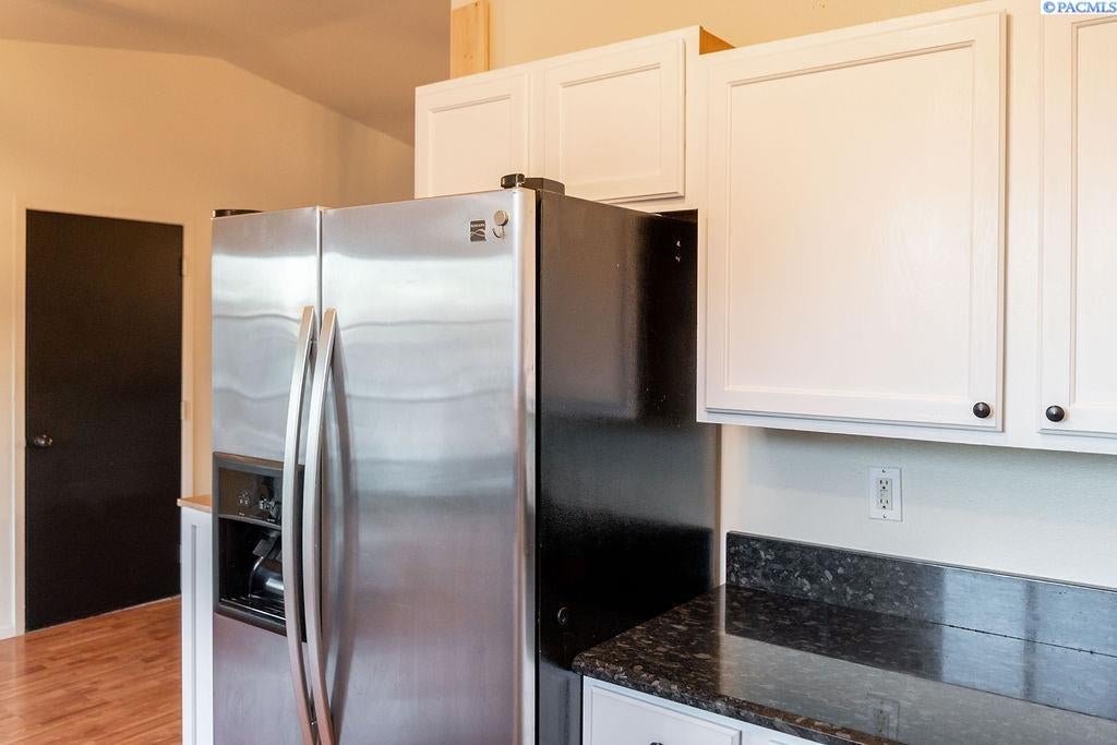 802 Rossier Street Sunnyside, WA 98944 - Photo 10 of 31 Gallery Image 10