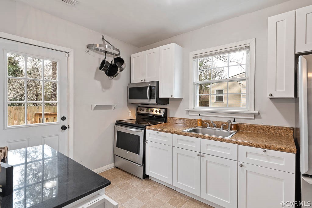 2811 Maplewood Road Henrico, VA 23228 - Photo 11 of 34 Gallery Image 11