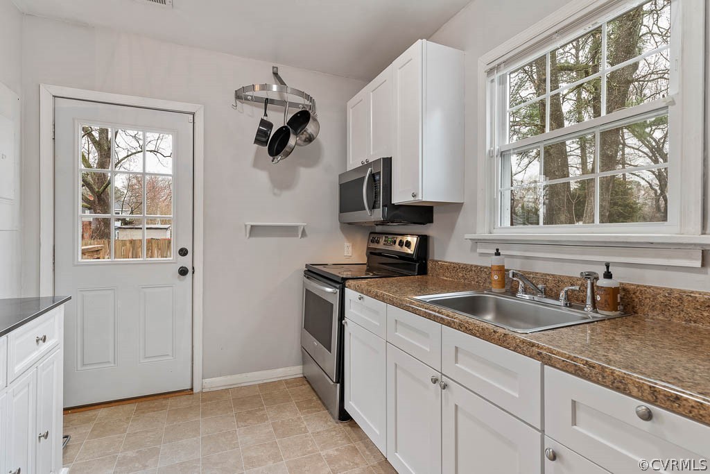 2811 Maplewood Road Henrico, VA 23228 - Photo 13 of 34 Gallery Image 13
