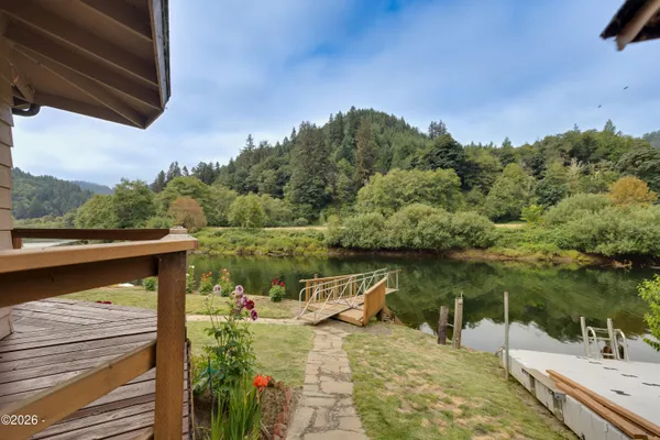 $425,000 | 154 East Trafzer Lane, Tidewater, OR 97390