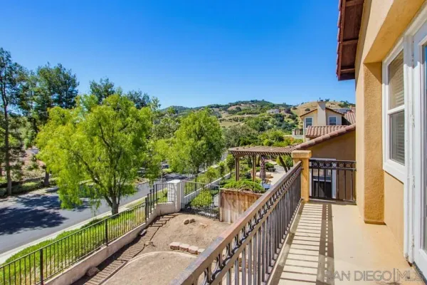 $999,000 | 2255 Golden Oak Place, Escondido, CA 92027