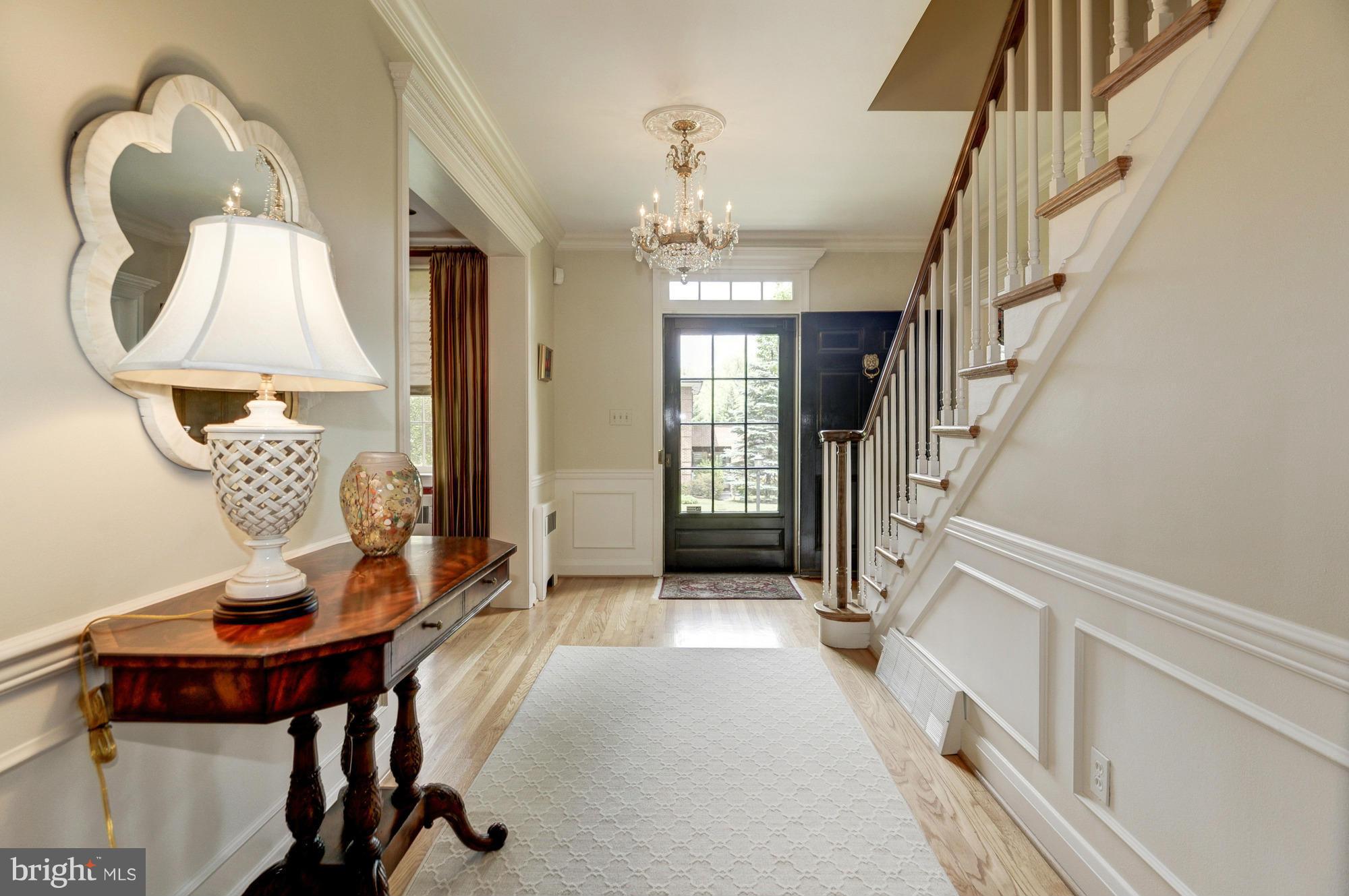 1 Goodale Road Baltimore, MD 21212 - Photo 2 of 30 INVITING ENTRY WAY