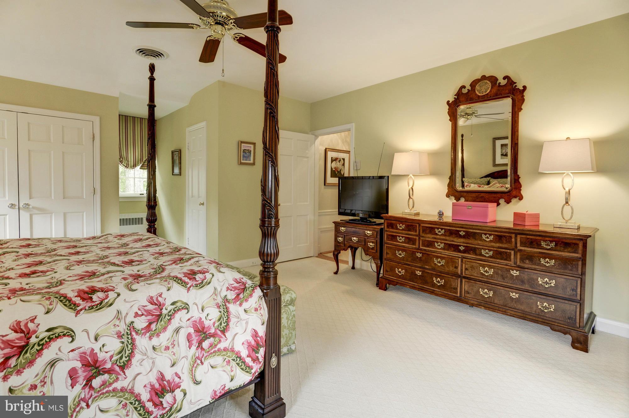 1 Goodale Road Baltimore, MD 21212 - Photo 21 of 30 WOOL CARPETS