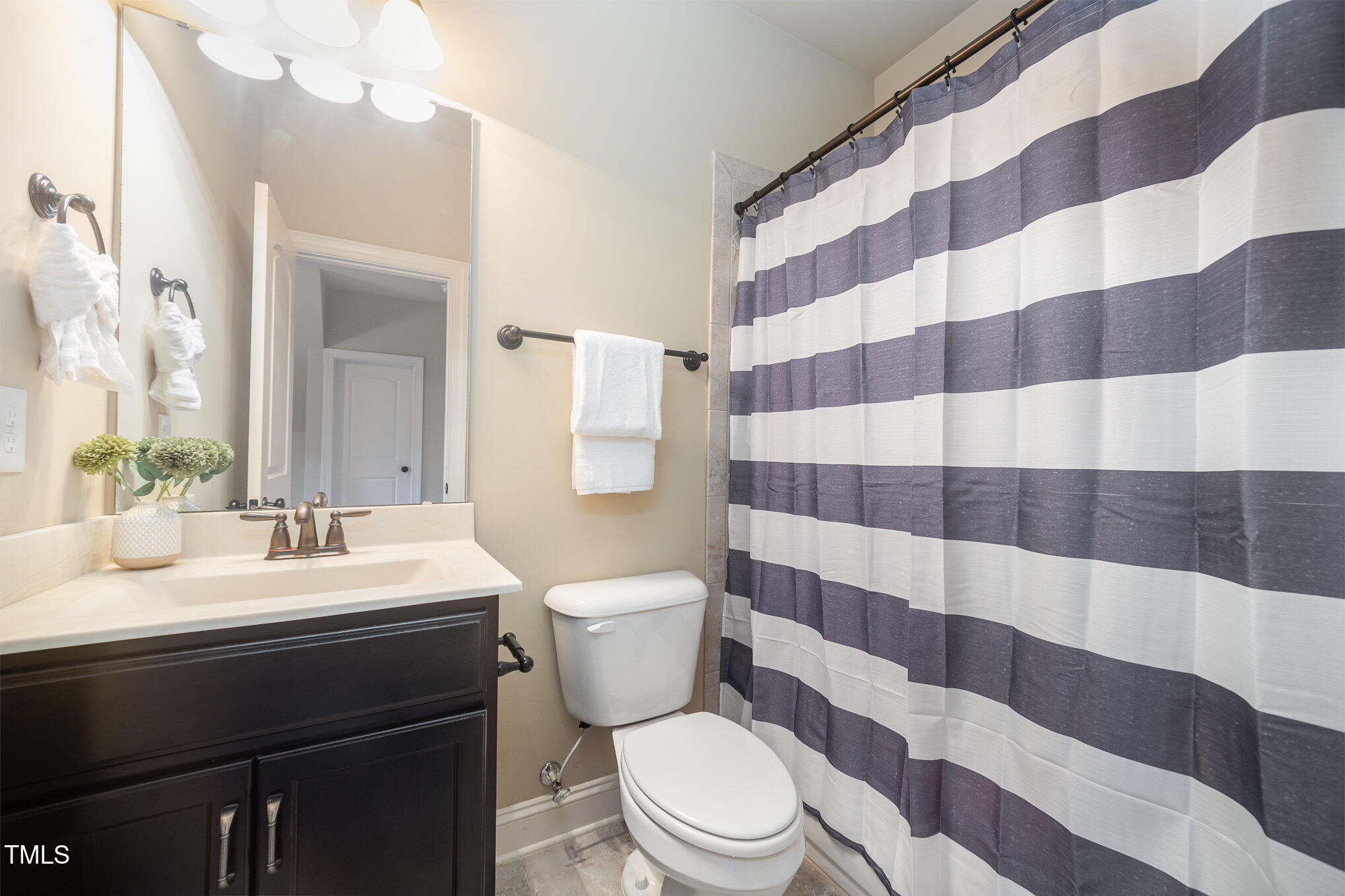 7809 Chestnut Branch Court Raleigh, NC 27612 - Photo 38 of 60 040_kv0a0092-edit_115