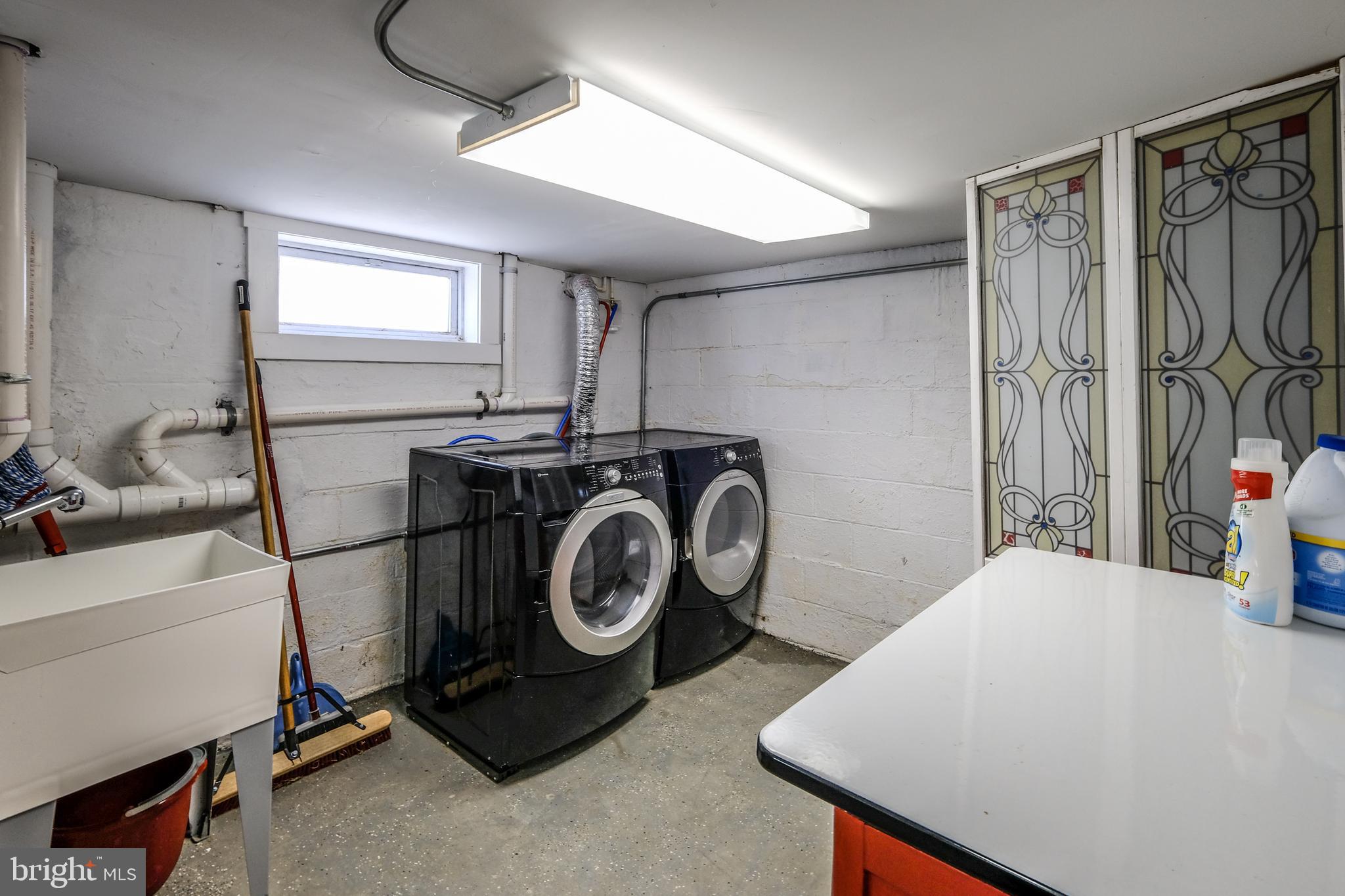 1538 Senseny Road Winchester, VA 22602 - Photo 19 of 23 Washer and dryer convey (not warranted)