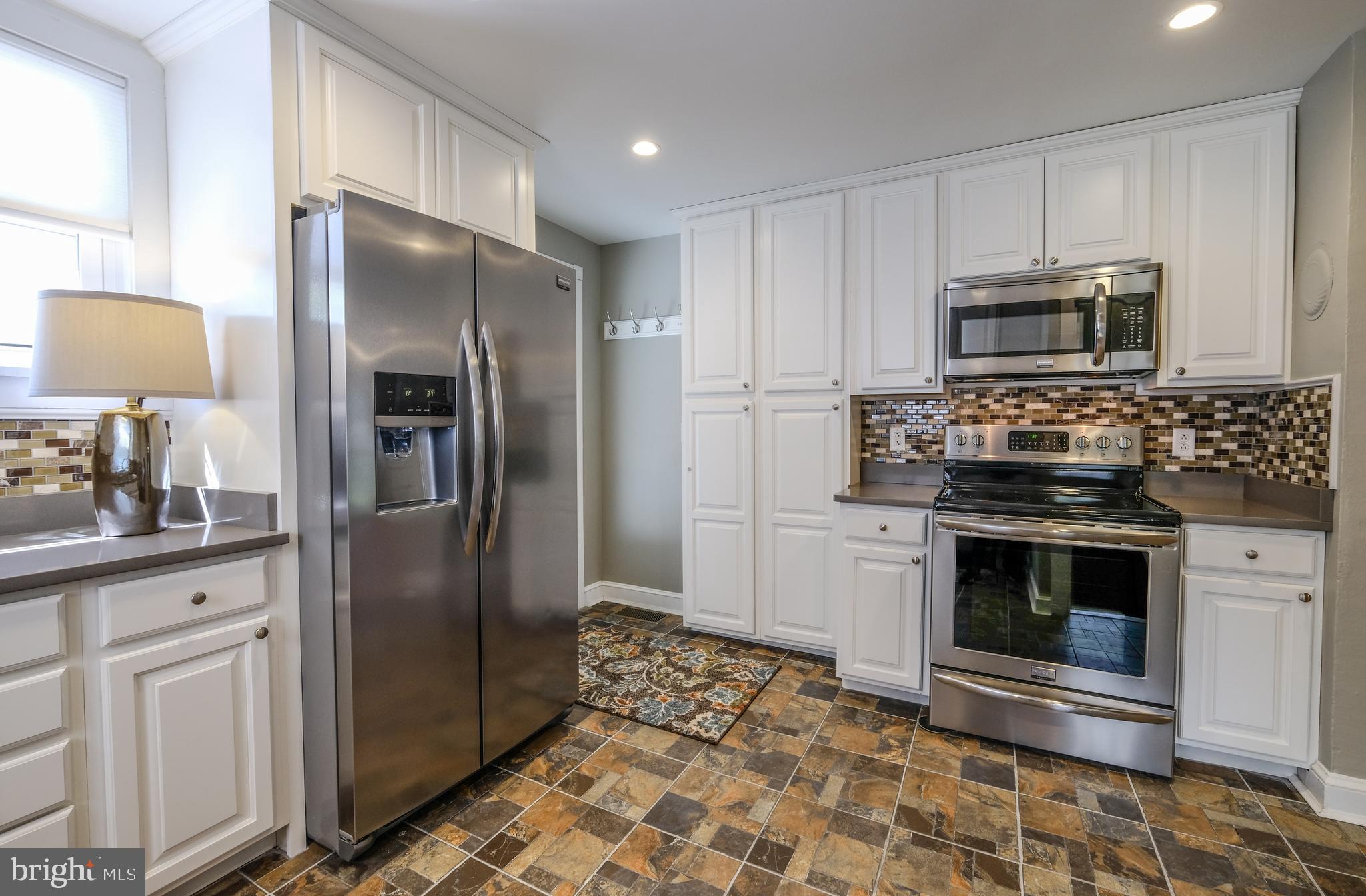 1538 Senseny Road Winchester, VA 22602 - Photo 5 of 23