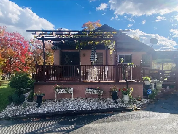 $199,900 | 16 Coates Avenue, New Castle, PA 16101