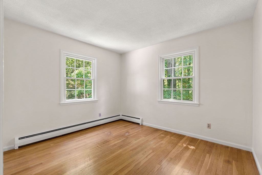 7 Hidden Ledge Road Manchester, MA 01944 - Photo 26 of 38